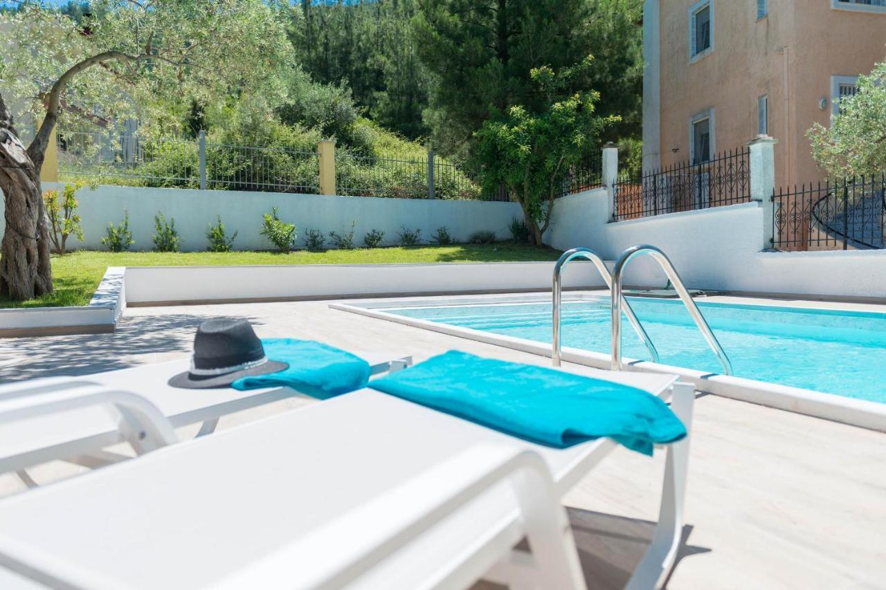 Louloudis Pool Villa Skala Rachoni  Bagian luar foto
